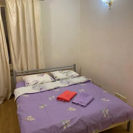 Triokhsviatytelskaya Street 3 *