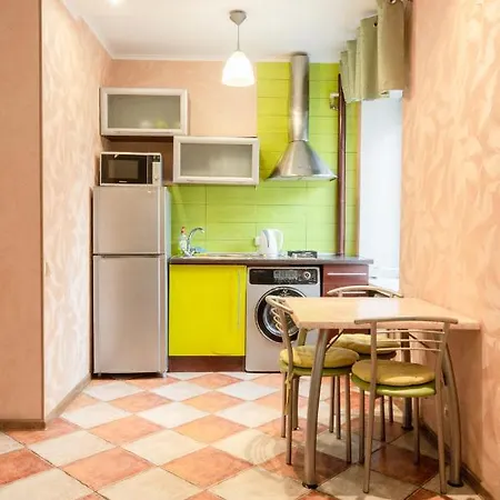 Apartment Triokhsviatytelskaya Street 3 Kyiv