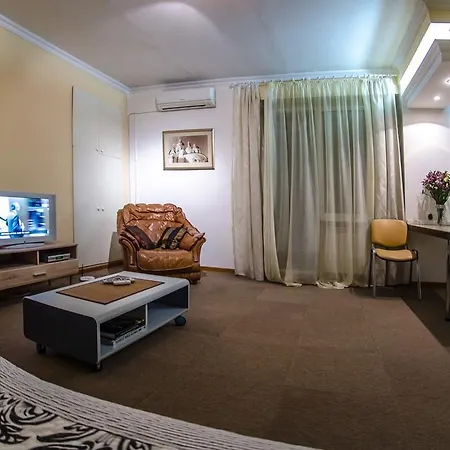 Triokhsviatytelskaya Street 3 Apartment Kyiv