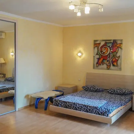 Triokhsviatytelskaya Street 3 * Kyiv